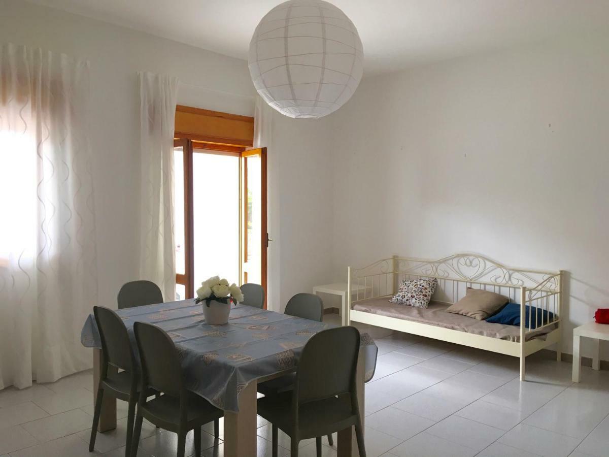 Apartament Victoria 150Mt From Beach Castelsardo Kültér fotó