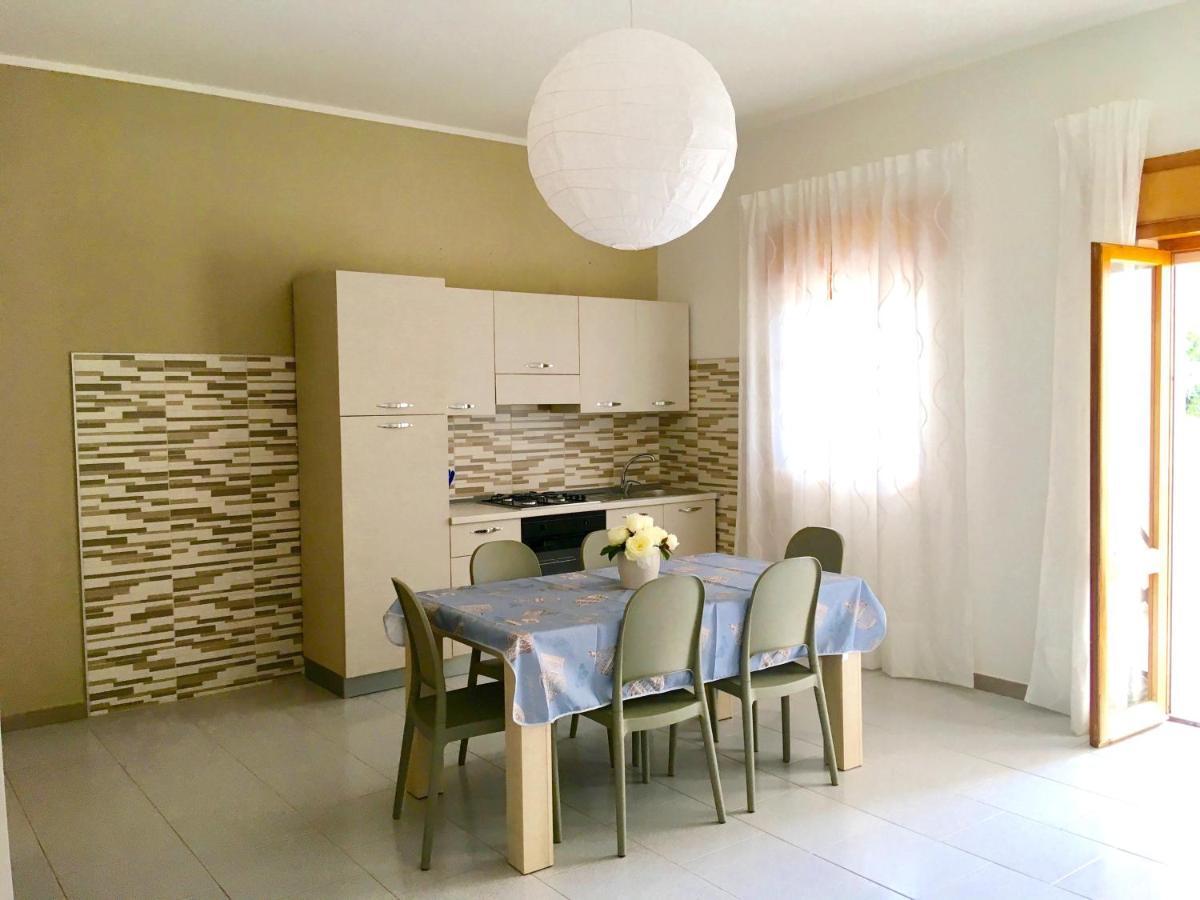 Apartament Victoria 150Mt From Beach Castelsardo Kültér fotó